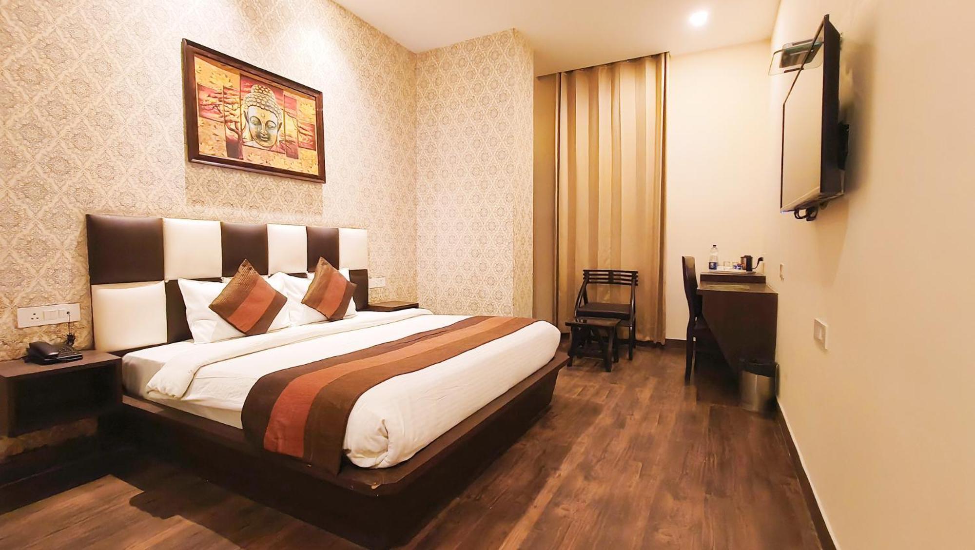 Hotel Sallow Royal Suites Amritsar Exterior photo