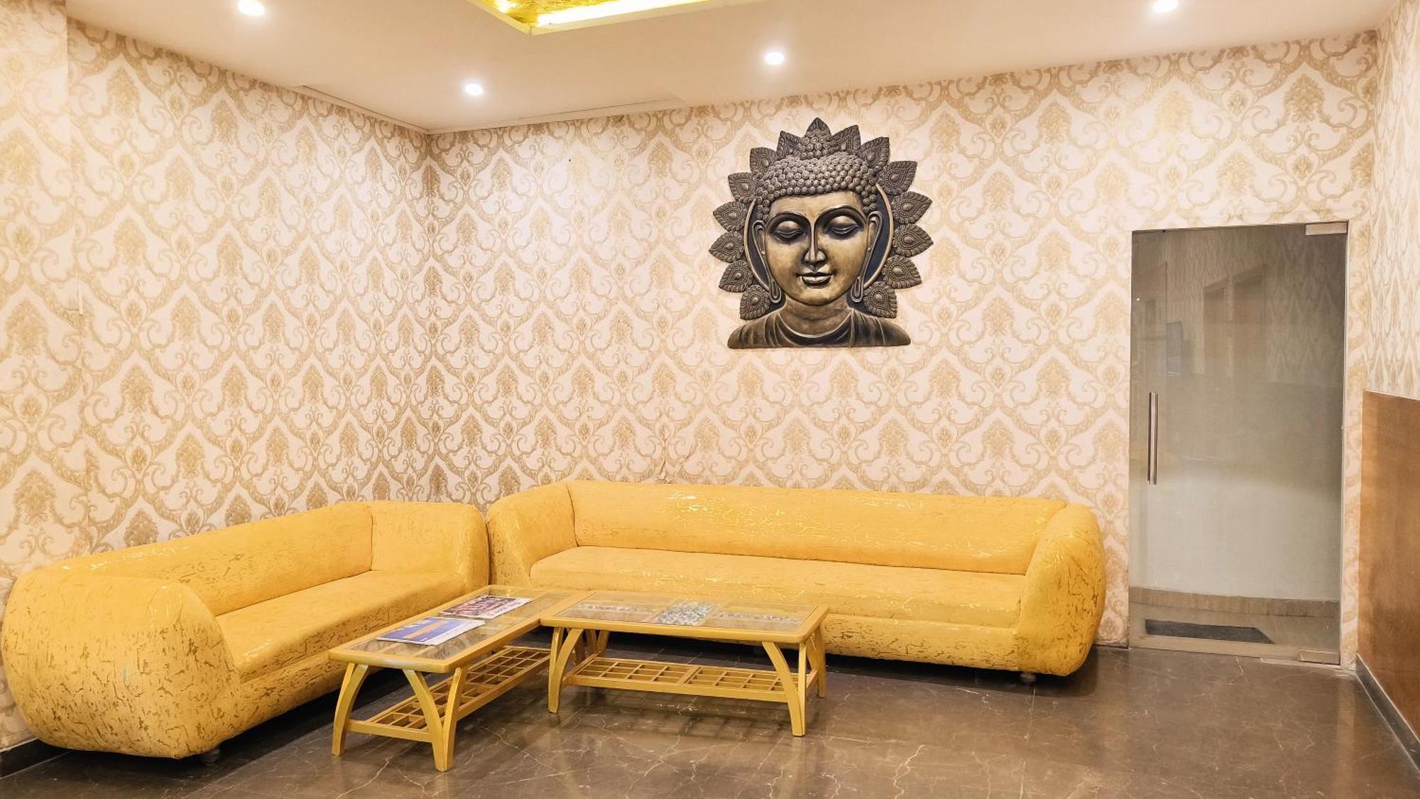 Hotel Sallow Royal Suites Amritsar Exterior photo